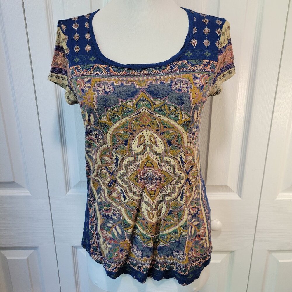 LUCKY BRAND Navy Blue Persian Carpet Arabian Oriental T-Shirt sz S EUC Summer